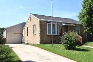 206 Belmont Ave, Racine, WI 53405 - Photo 1