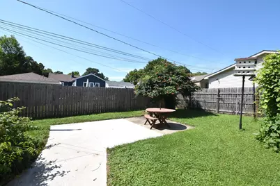 206  Belmont Ave, Racine, WI 53405 - Photo 32