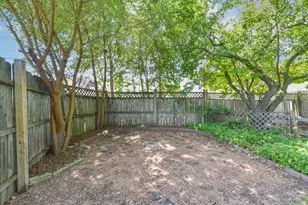 7937 W Townsend St, Milwaukee, WI 53222 - Photo 28