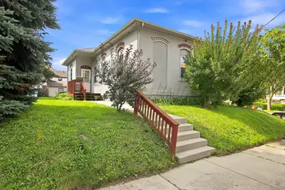 825  St Patrick St, Racine, WI 53402 - Photo 2