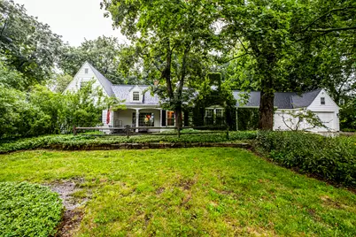 1000  Lone Tree Rd, Elm Grove, WI 53122 - Photo 2