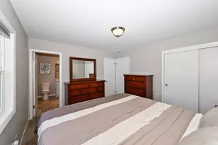2846 W Briarwood Dr, Franklin, WI 53132 - Photo 20