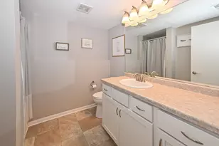 2846 W Briarwood Dr, Franklin, WI 53132 - Photo 26