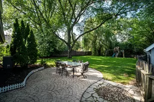 140 E Green Tree Rd, Fox Point, WI 53217 - Photo 46