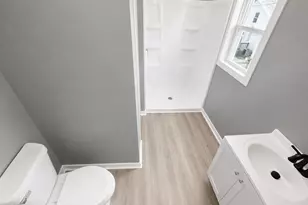 1019 N 12th St, Sheboygan, WI 53081 - Photo 8