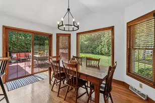13830 W Linfield Dr, New Berlin, WI 53151 - Photo 14