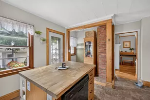 821 20th St, La Crosse, WI 54601 - Photo 8