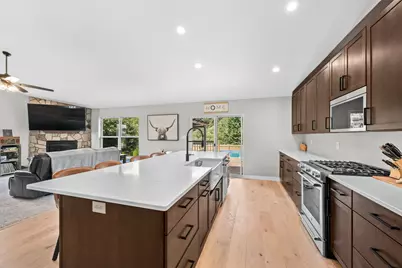 29518  River View Pkwy, Racine, WI 53105 - Photo 16