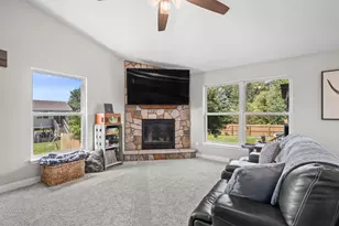 29518 River View Pkwy, Racine, WI 53105 - Photo 8