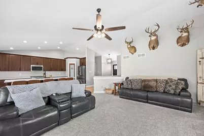 29518  River View Pkwy, Racine, WI 53105 - Photo 10