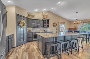 217 N Grant St, Rosendale, WI 54974 - Photo 6