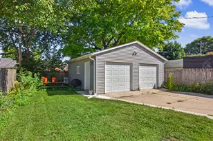 1114 William St, Racine, WI 53402 - Photo 2