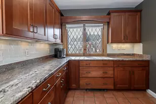 352 N Pinecrest St, Milwaukee, WI 53208 - Photo 14