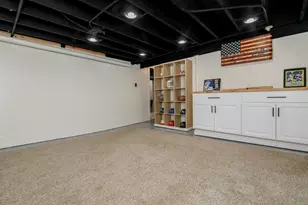352 N Pinecrest St, Milwaukee, WI 53208 - Photo 40