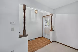 W71N1044 Hampton Ave, Cedarburg, WI 53012 - Photo 4