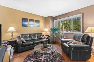 8117 107th Ave, Pleasant Prairie, WI 53158 - Photo 4