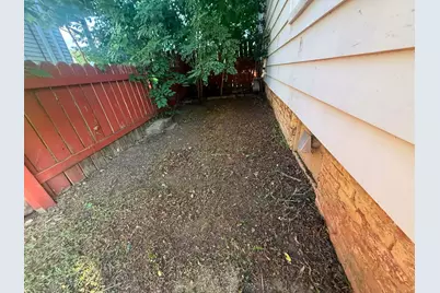 2042  Carmel Ave, Racine, WI 53405 - Photo 10