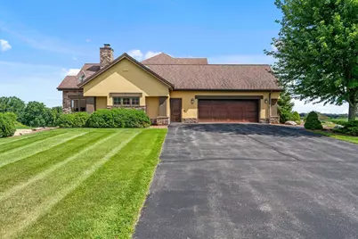 S10970  Butternut Rd, Franklin, WI 53588 - Photo 16