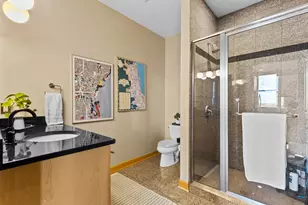 400 N Broadway, Milwaukee, WI 53202 - Photo 16