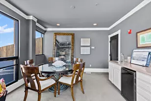 400 N Broadway, Milwaukee, WI 53202 - Photo 30