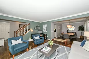 3981 S Victoria Ct, New Berlin, WI 53151 - Photo 8