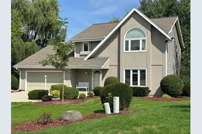 3981 S Victoria Ct, New Berlin, WI 53151 - Photo 1