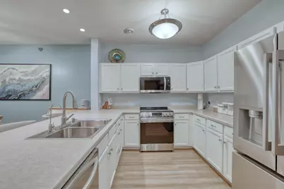 1500  Gabriel Dr #7, Waukesha, WI 53188 - Photo 6