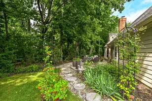 2835 W Golf Cir, Mequon, WI 53092 - Photo 32