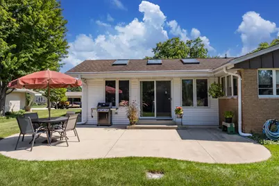 6109  Thornridge Ln, Greendale, WI 53129 - Photo 34
