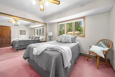 6109  Thornridge Ln, Greendale, WI 53129 - Photo 18