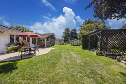 6109  Thornridge Ln, Greendale, WI 53129 - Photo 38