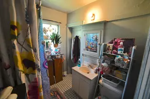 2917 N 8th St, Milwaukee, WI 53206 - Photo 8
