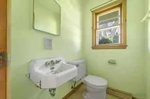 6411 S 118th St, Franklin, WI 53132 - Photo 14
