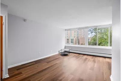 1409 N Prospect Ave #401, Milwaukee, WI 53202 - Photo 2