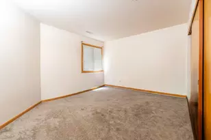 18600 Brookfield Lake Dr, Brookfield, WI 53045 - Photo 10