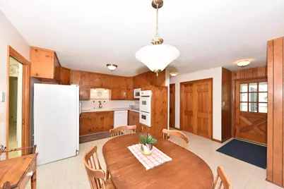 7758 N Berwyn Ave, Glendale, WI 53209 - Photo 18