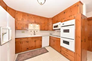 7758 N Berwyn Ave, Glendale, WI 53209 - Photo 20