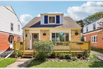 2608 N 63rd St, Wauwatosa, WI 53213 - Photo 1