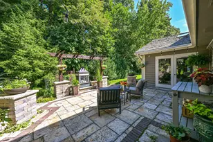 20740 Bartlett Ct, Brookfield, WI 53045 - Photo 4