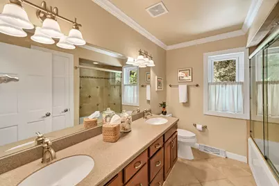 20740  Bartlett Ct, Brookfield, WI 53045 - Photo 26