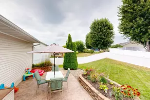 1909 Viking Ave, Holmen, WI 54636 - Photo 50