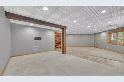 4564  Broadway St, Manitowoc, WI 54220 - Photo 36
