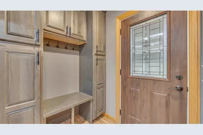 4564  Broadway St, Manitowoc, WI 54220 - Photo 18