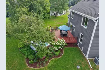 2554 S Sterling Cir, East Troy, WI 53120 - Photo 38