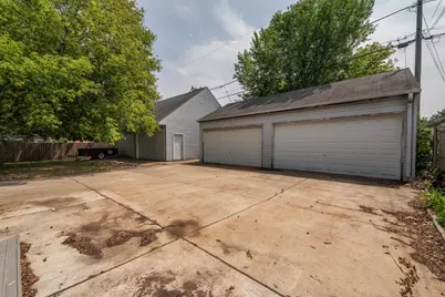 1331 E Saveland Ave, Milwaukee, WI 53207 - Photo 36