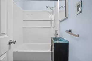 923 Marshall St, Lake Geneva, WI 53147 - Photo 10