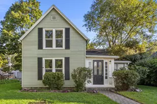 923 Marshall St, Lake Geneva, WI 53147 - Photo 2
