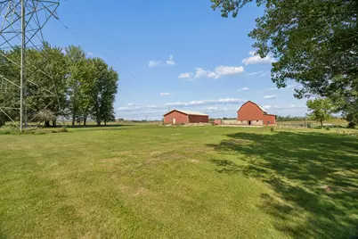 W1597  Foundry Rd, New Holstein, WI 53061 - Photo 32