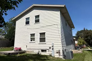 4449 W Tesch Ave, Greenfield, WI 53220 - Photo 2