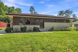 10923 W Cameron Ave, Milwaukee, WI 53225 - Photo 32